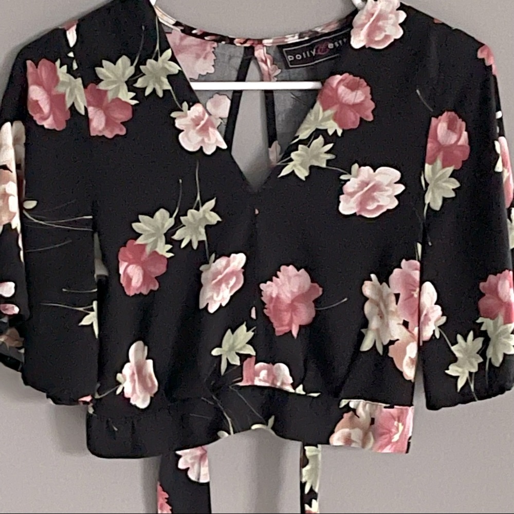 Polly&Esther girl black floral blouse sz S